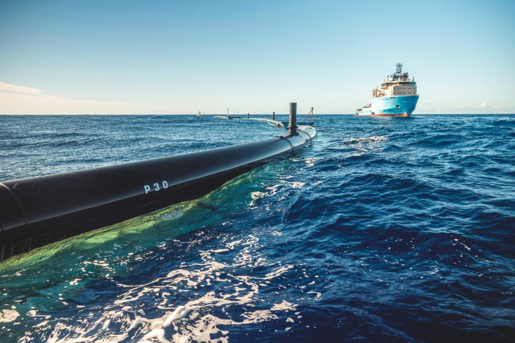 The Ocean Cleanup se vrací, aby se znovu pokusil zachránit oceány od plastů