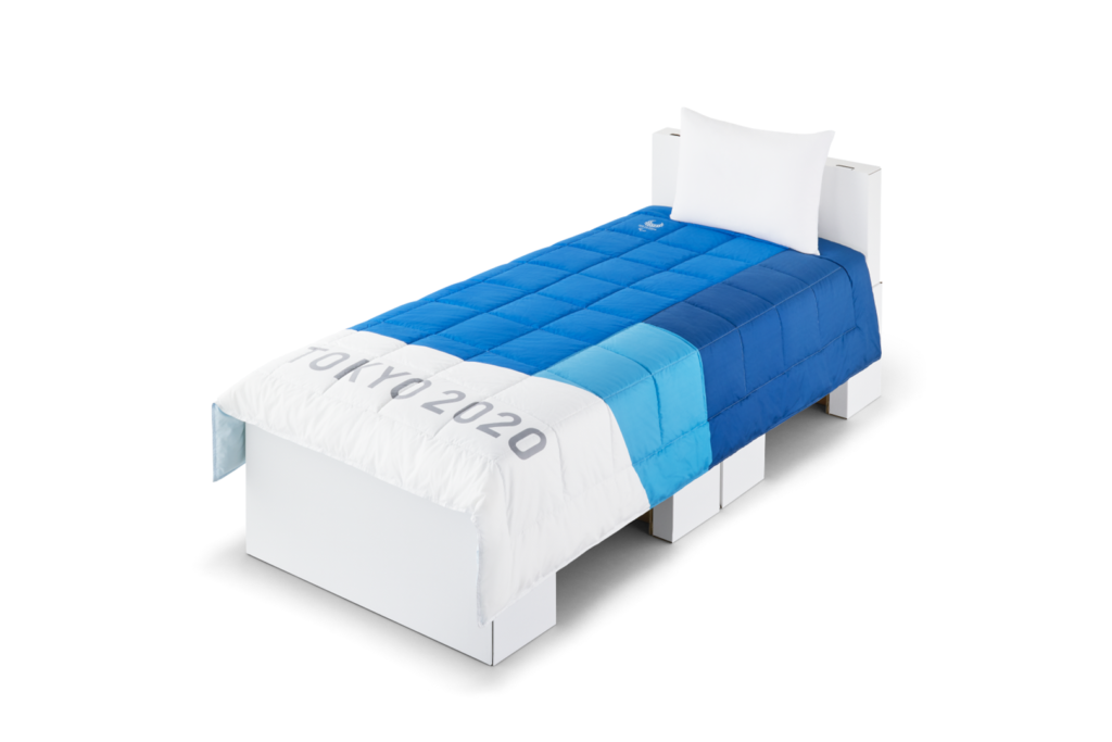 Olympijští sportovci budou v Tokiu spát na postelích z kartonové lepenky