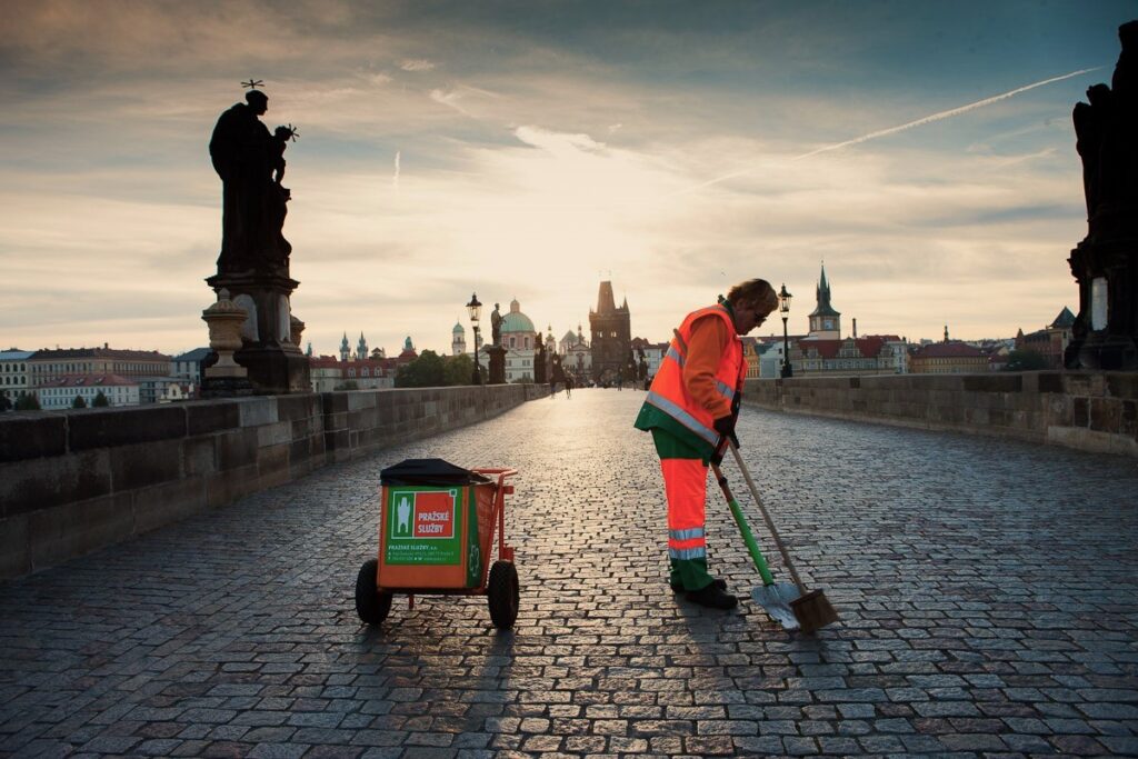 Na “oranžovo-zelené” profesionály z Pražských služeb je spoleh už 30 let, budoucnost chtějí mít ještě zelenější!